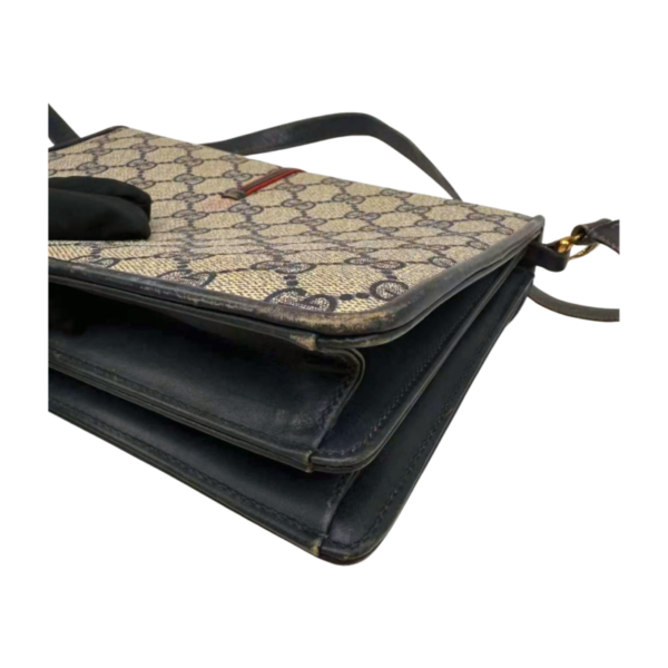 Gucci Vintage GG Supreme Envelope Crossbody Bag