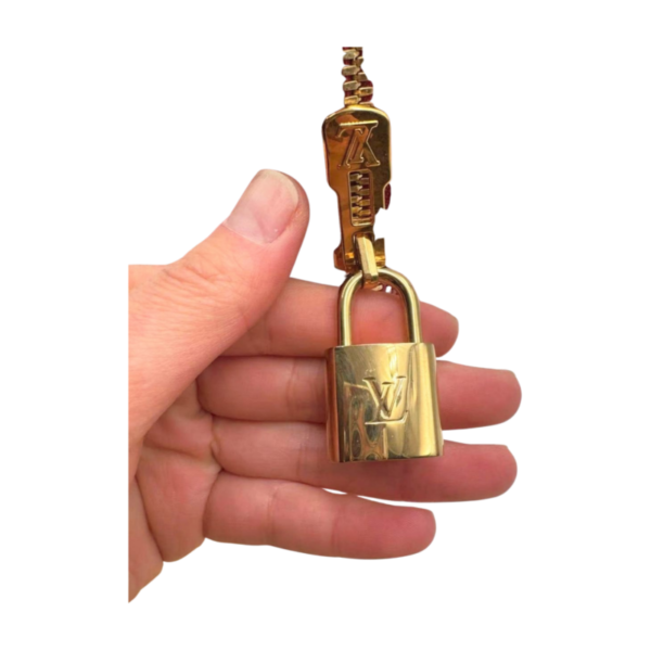 Louis Vuitton Alma Monogram Vernis