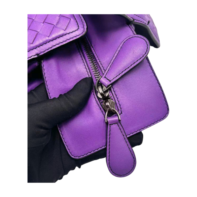 Bottega Veneta  Intrecciato Top Handle Flap Bag - Image 18