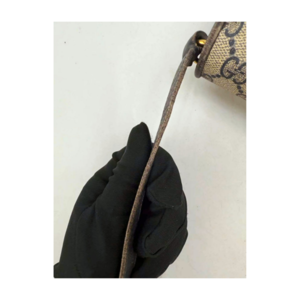 Gucci Vintage GG Supreme Envelope Crossbody Bag