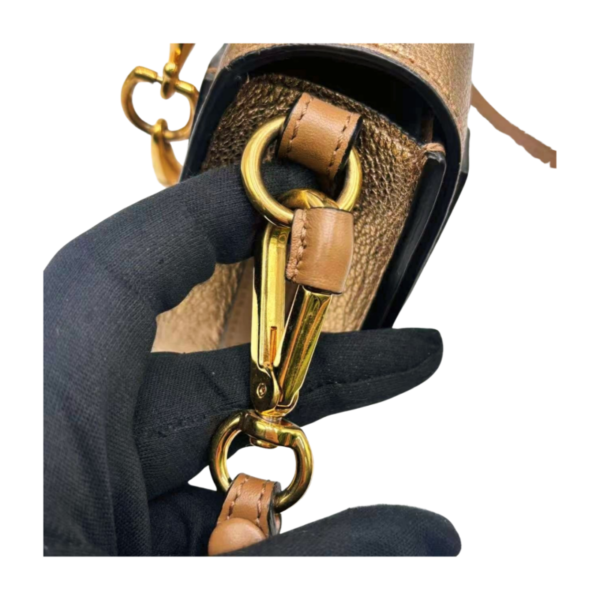 Chloé Small Nile Bracelet Bag