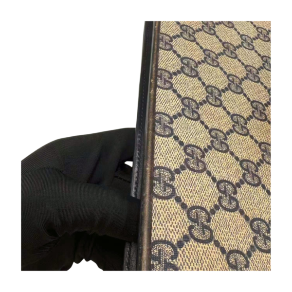 Gucci Vintage GG Supreme Envelope Crossbody Bag