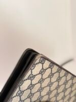 Gucci Vintage GG Supreme Envelope Crossbody Bag