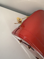 Louis Vuitton Alma Monogram Vernis