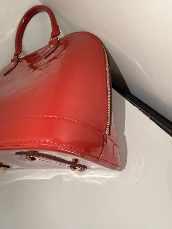 Louis Vuitton Alma Monogram Vernis