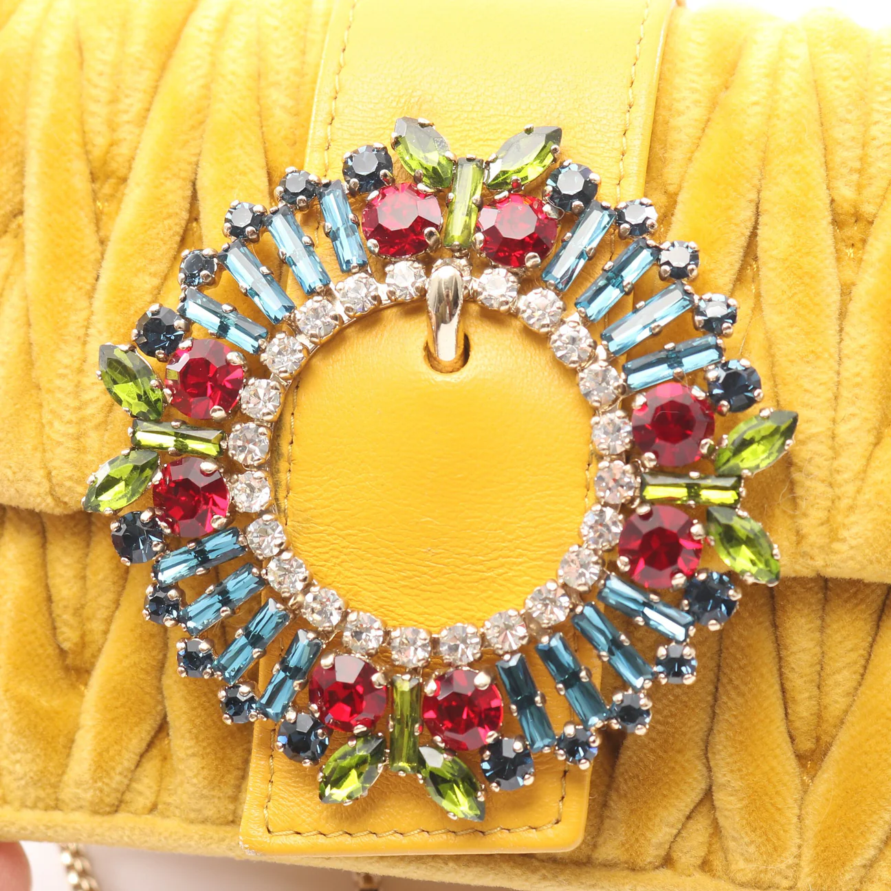 Miu Miu Yellow Velutto Matelassé Chain Micro Bag - Image 9