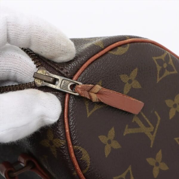 Louis Vuitton Monogram Papillon 22 Handbag