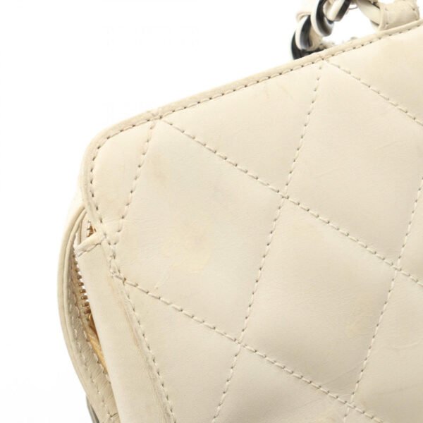 Chanel White Matelassé Chain Shoulder Bag