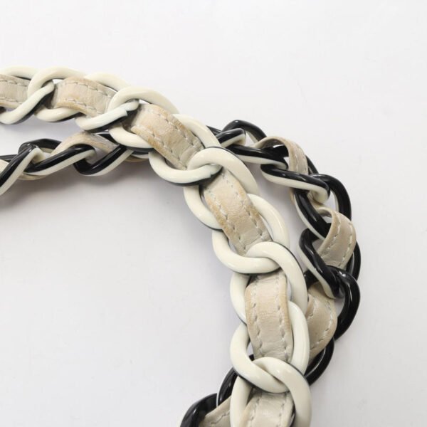 Chanel White Matelassé Chain Shoulder Bag