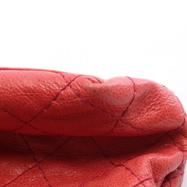 Chanel Red On The Road Tôte Bag