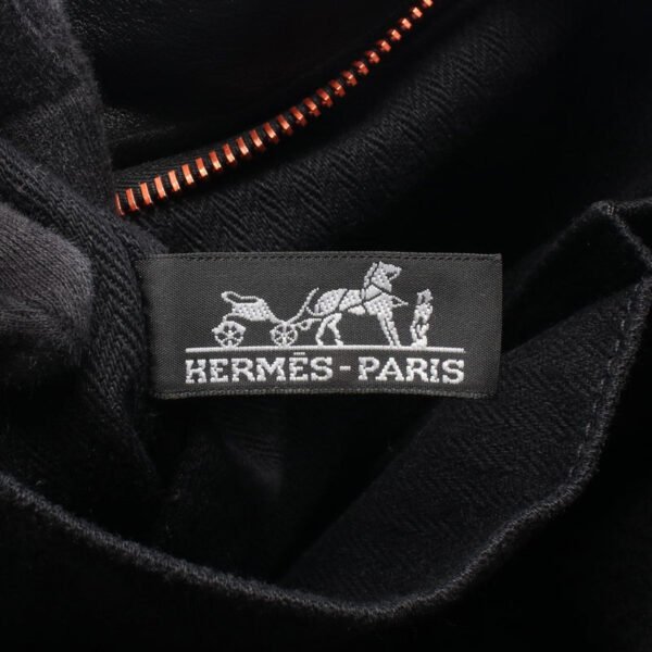 Hermès Black Caravan Horizontal MM