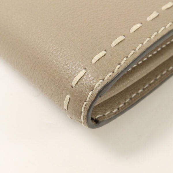 Delvaux Grey Brillant WOC